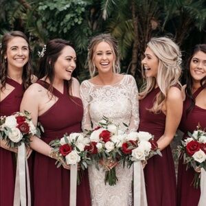 Wine/burgundy geometric neck lulus dress